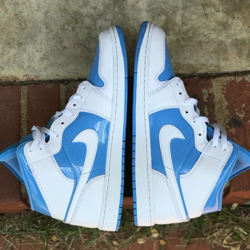 Air Jordan 1 Mid Legend Blue Size 13